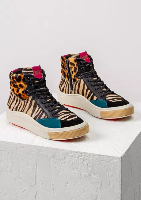 R$400 - Tênis Moon Multi Estampas – Use Shelter