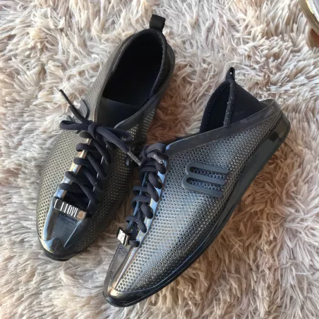 R$79 - Tênis Melissa pontudinho
