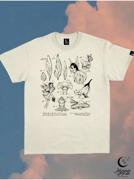 Camiseta Caderno de Fadas - Off-White - HIPPIE ARTESANATOS