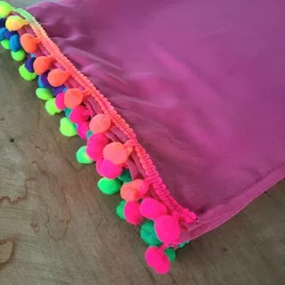 Canga Pompom Colorido Saida de Praia Piscina Resort Verão Férias Pink Super Estilosas. | Shopee Brasil