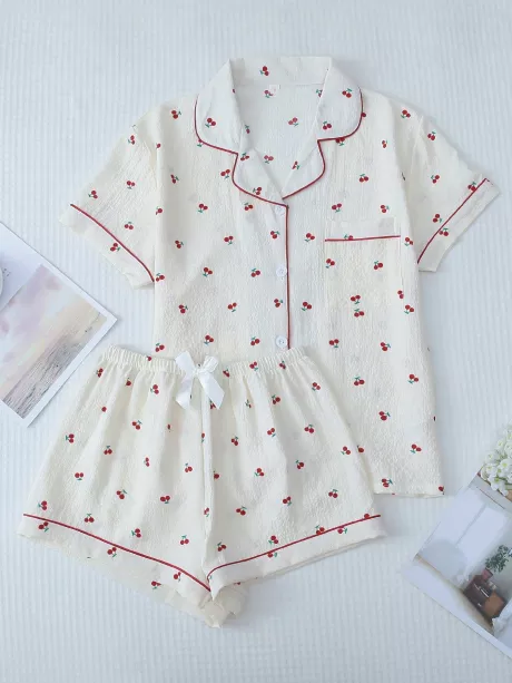 Conjunto De Pijama Doce Estampado Cereja Com Botão De Lapela Na Parte Superior E Shorts Com Laço Para Mulheres