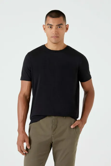 Camiseta Pima Leve Gola C Preta Masculina - Oficina Reserva
