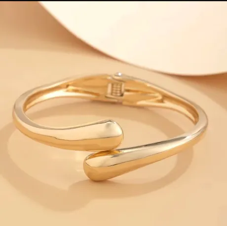 https://s.shopee.com.br/3LDvDl2qc4
