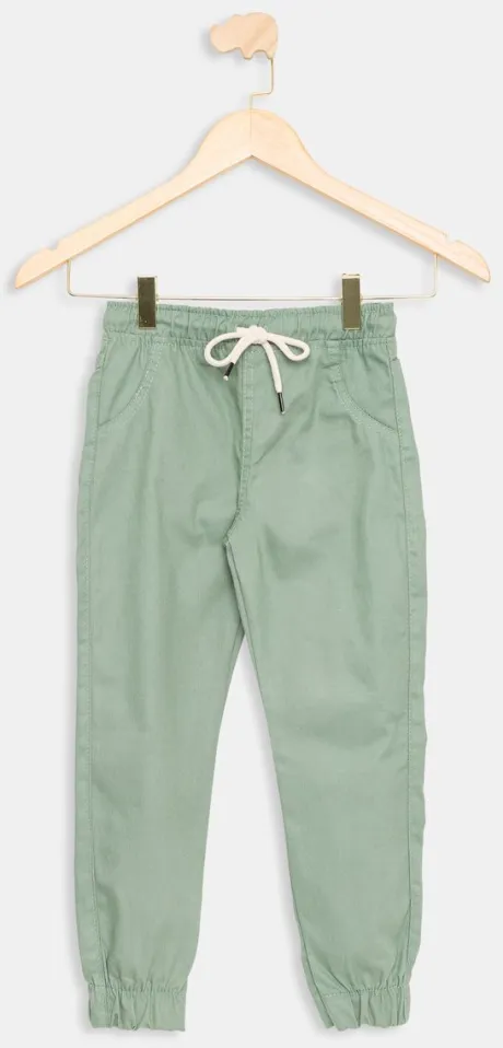 Calça Infantil em Sarja Jogger Verde Claro Tam 4 a 8