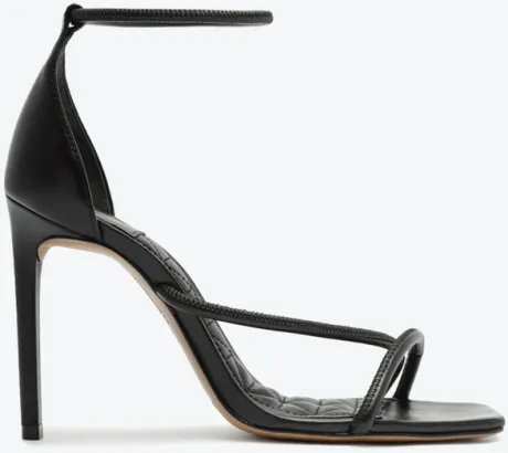 Sandália Preta Schutz Salto Fino | ZZ MALL